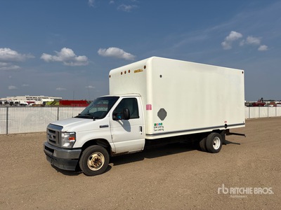 2021 Ford E450 Van Truck