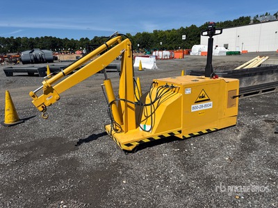 2020 Air Tech RBC-3000SPB Electric Self-Propelled Reversible Boom Crane