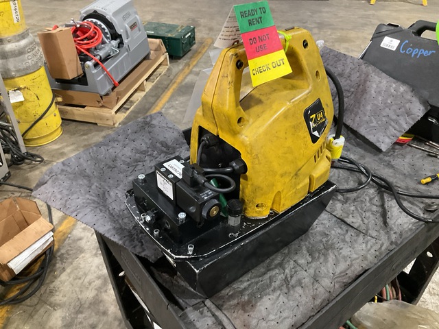 2019 Enerpac ZU4208SB Electric Hydraulic Pump (Inoperable)