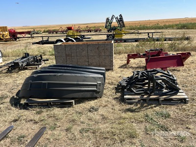 Quantity of (4) Poly Sprayer Fender and Bracket