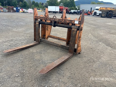 Craig 48 in Q/C to fit on Case 621D Wheel Loader Forks