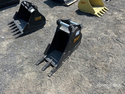 Diesel Equipment 12 in HD Tooth Excavator Bucket - Fits Kubota K7915 Coupler