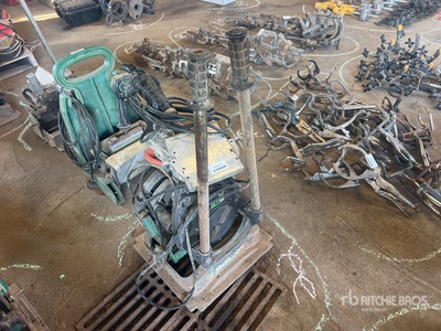 U14 Trimmer & Irons