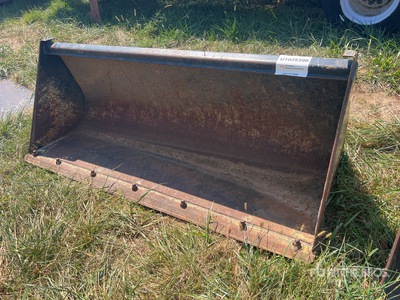 72 in Skid Steer Bucket