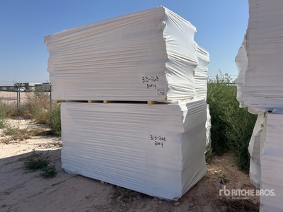 Quantity of (4) Polyiso Insulation Divers - Matériaux de construction