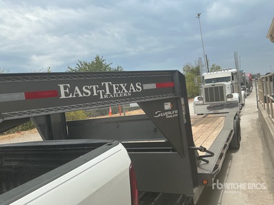 2024 East Texas Trailers T/A Gooseneck Equipment Trailer
