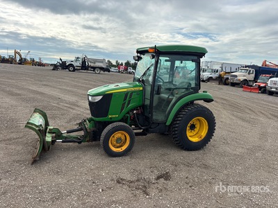 2017 John Deere 3039R 4WD Utility Tractor