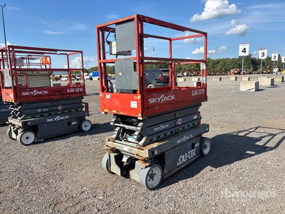 2014 Skyjack SJ 3219 Electric Scissor Lift