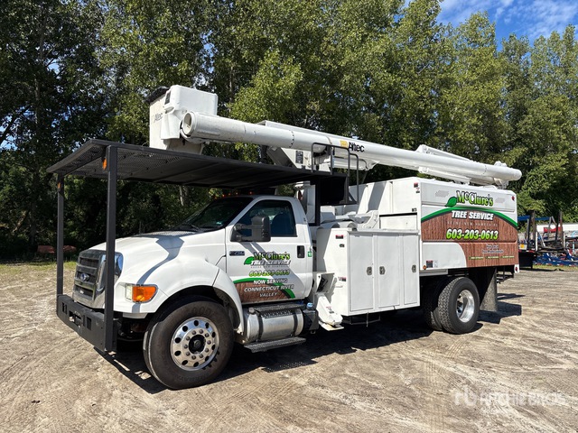 Bucket Trucks