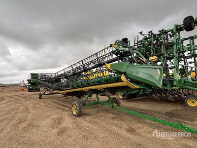 2022 John Deere HD45R 45 ft Hinged Draper Combine Header