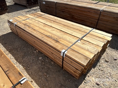 Quantity of 2 in x 6 in x 8 ft Cedar Tablas de madera