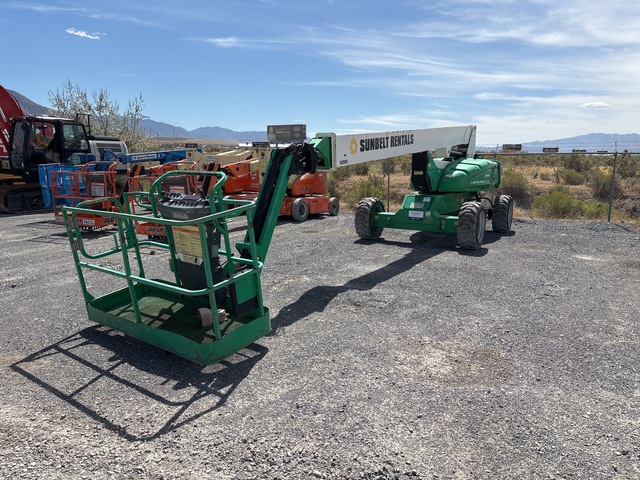 2014 JLG M600JP Hybrid Articulating Boom Lift 2014 JLG M600JP Hybrid Articulating Boom Lift