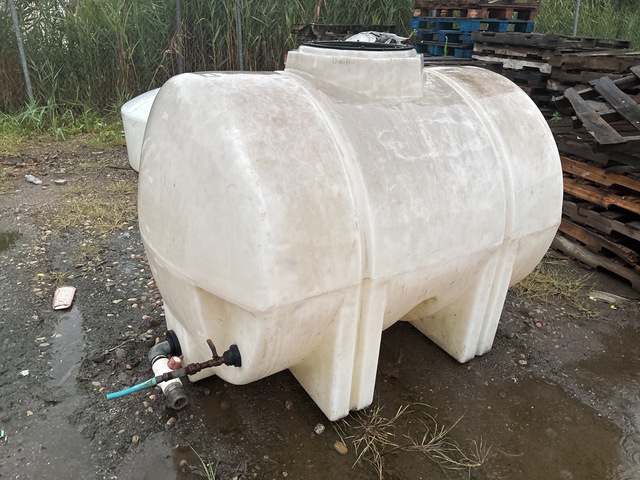 500 gal Water Tank 500 gal Water Tank