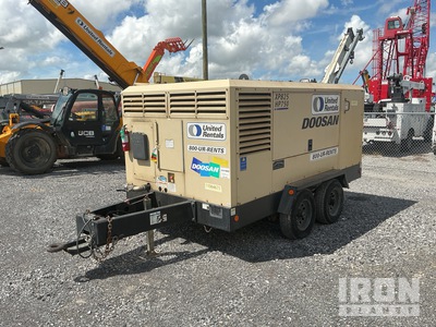 2020 Doosan XP825/HP750WCU 825 cfm Mobile Compresor de aire