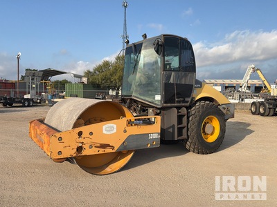2011 Volvo SD100D Smooth Drum Compactor
