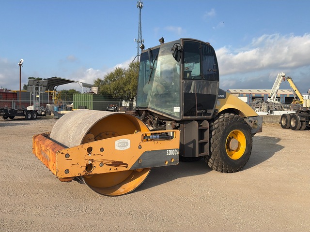2011 Volvo SD100D Smooth Drum Compactor 2011 Volvo SD100D Smooth Drum Compactor
