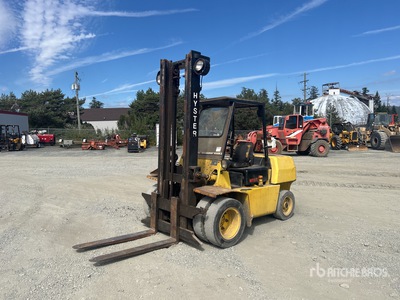 Hyster 8800 lb Cushion Tire Forklift