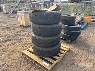 Quantity of (4) Goodyear Wrangler 275/65R20 Opony