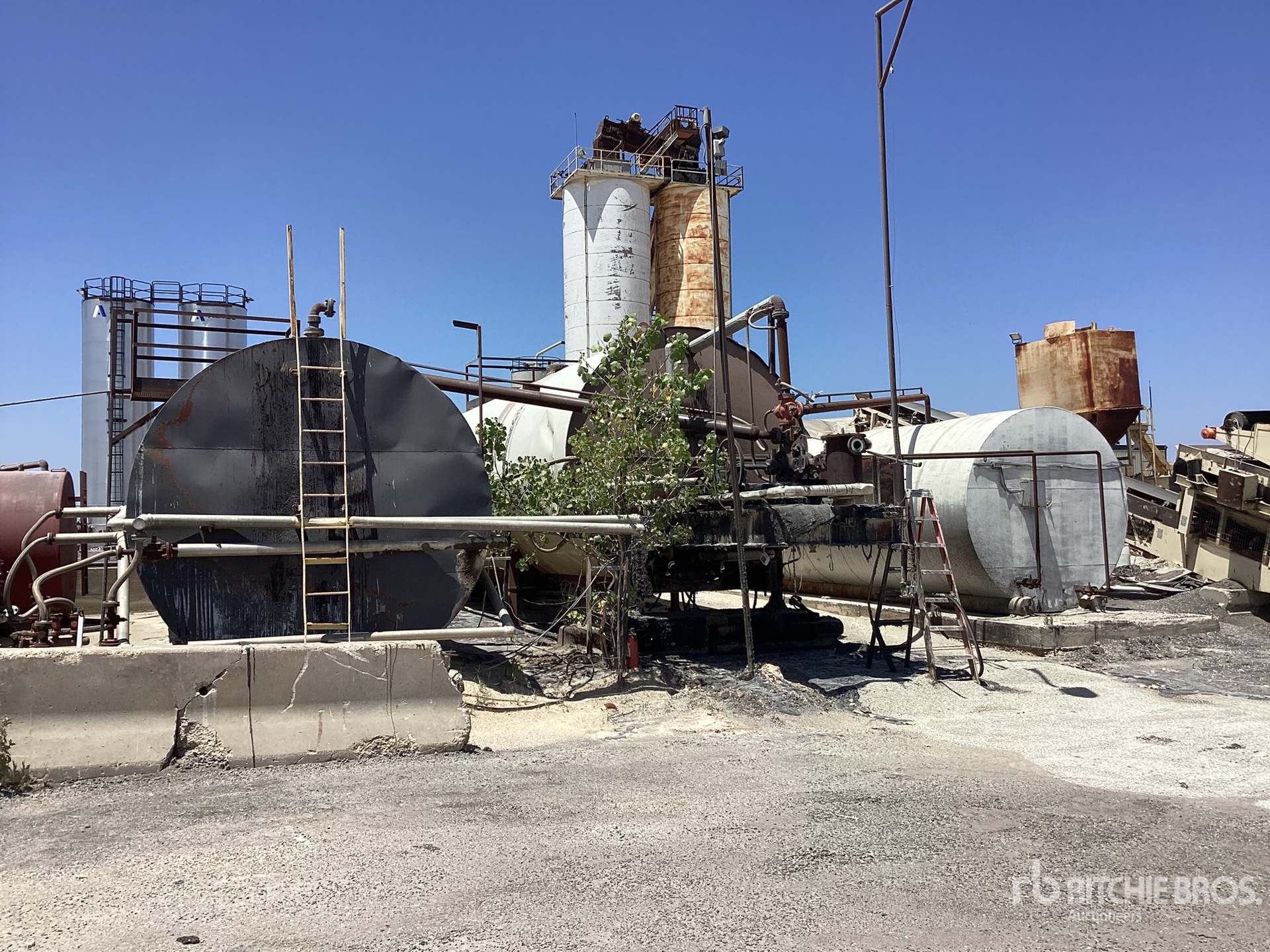 1988 Astec Double Barrel Counterflow を見 Concrete Plant