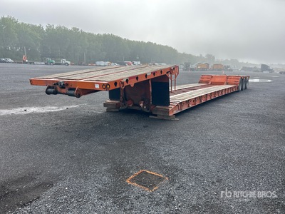 2012 Manac T/A Removable Gooseneck Lowboy Trailer