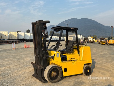 2005 Hyster S155XL2 15250 lb Cushion Tire Forklift