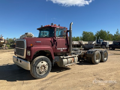 1996 Ford L9000 6x4 Cabeza Tractora Cabina Corta