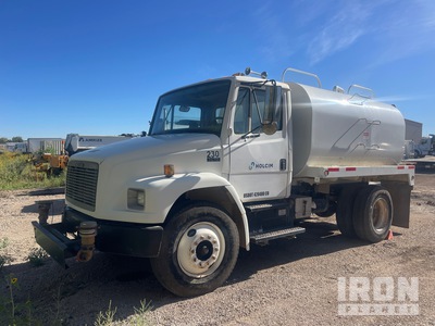 1995 Freightliner FL70 4x2 شاحنة مياه (Inoperable)