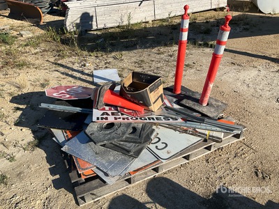 Quantity of Pylons & Road Signs