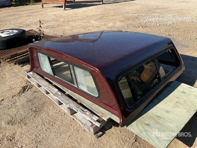 Raider 6 ft Truck Cap