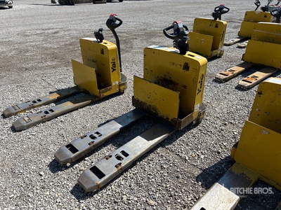 2022 Yale MPW065SEN12T2748 6500 lb Electric Gato de bandeja