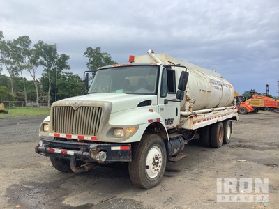 2009 International 7400 Water Truck