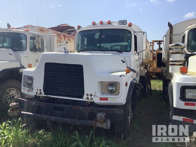 1997 Mack DM690S Water Truck (Inoperable)