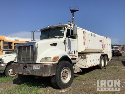 2005 Peterbilt TK335 6x4 Service Truck (Inoperable)