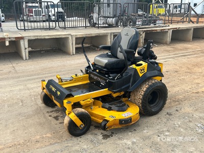 2023 Hustler Fastrak SDX Zero-Turn Lawn Mower
