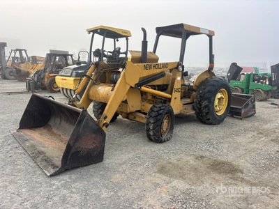 2000 New Holland 545D 4x4 を見 Landscape Loader (Inoperable)