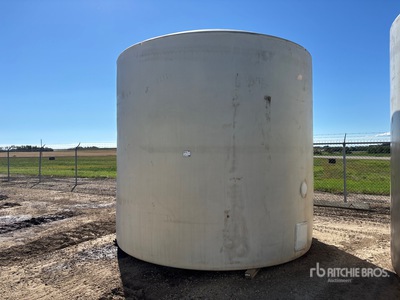 9000 gal Poly Storage Tank