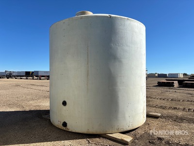 9000 gal Poly Storage Tank