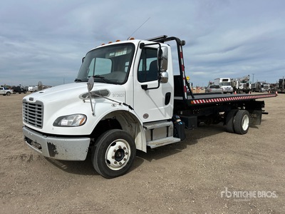 2020 Freightliner M2 106 4x2 Camion à ridelles