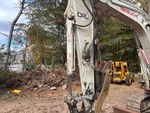 Hydraulics with Bucket Cylinder