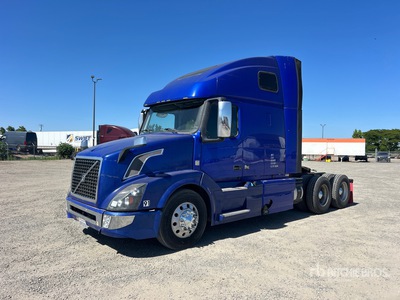 2013 Volvo VNL 6x4 T/A Sleeper Truck Tractor