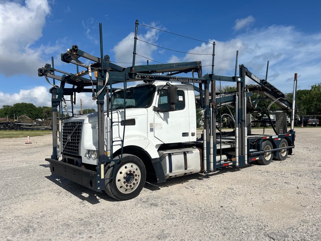 2012 Volvo VAH Car Carrier Truck