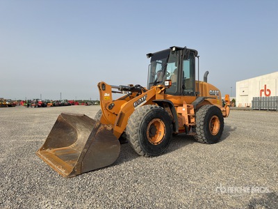 2014 Case 621F Pala gommata