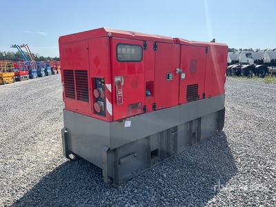 2013 Atlas Copco QAS150 150 kVA Skid-Mounted Zestaw prądotwórczy