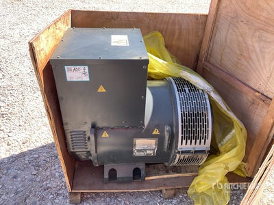 2018 Mecc Alte ECO38.2S4 Alternator 電源供給