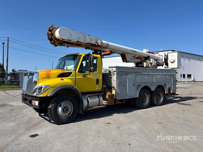 2009 Altec AM56E 56 ft on 2010 International 7400 6x4 高所作業車