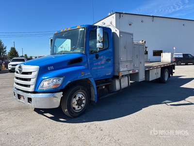 2011 Hino 268 4x2 Utility Truck