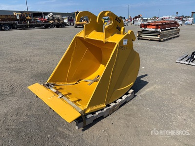 47 in Q/C Digging Excavator Bucket - Fits Cat 318 / 320