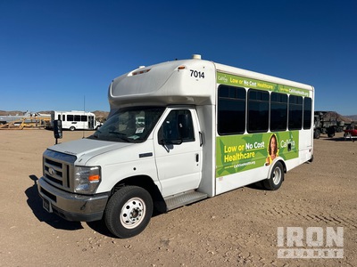2014 Ford E-450 Econoline Super Duty Bus