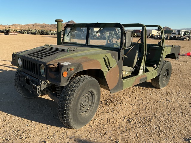 AM General M1123 HMMWV 4 Door w/Truck Body