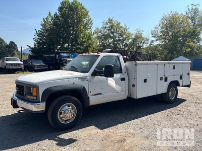 1997 GMC 3500 4x4 شاحنة متعددة الاغراض